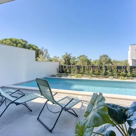 Casa Dora With Private Pool Lägenhet